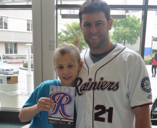 Former FGCU, MLB pitcher Casey Coleman starts charity to connect sick kids with athletes